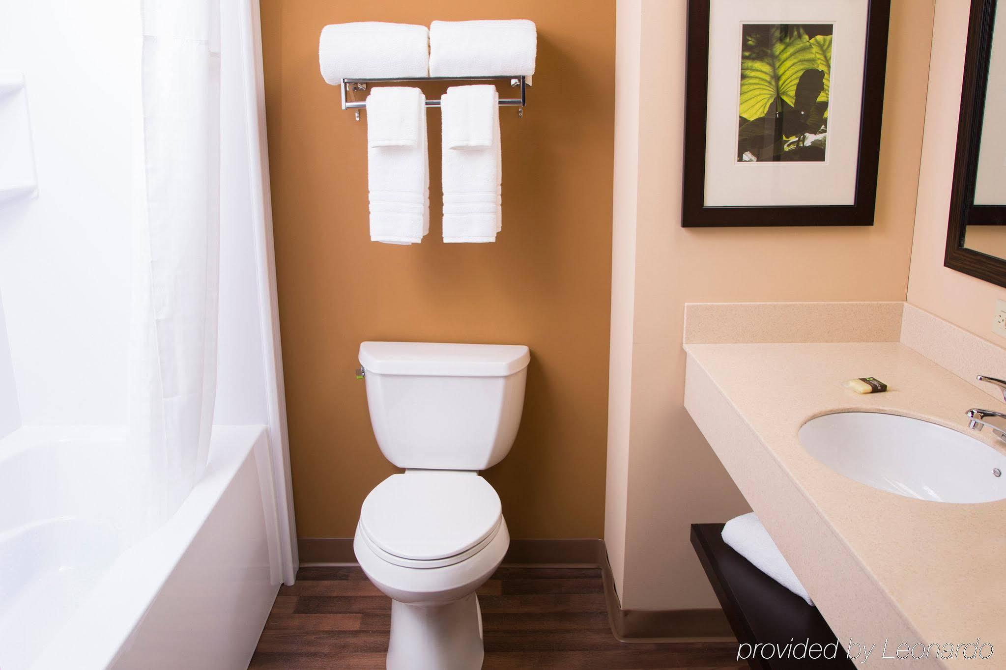 Mainstay Suites Chicago Hillside Ngoại thất bức ảnh